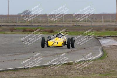 media/Jan-15-2023-CalClub SCCA (Sun) [[40bbac7715]]/Group 5/Qualifying (Sweeper)/